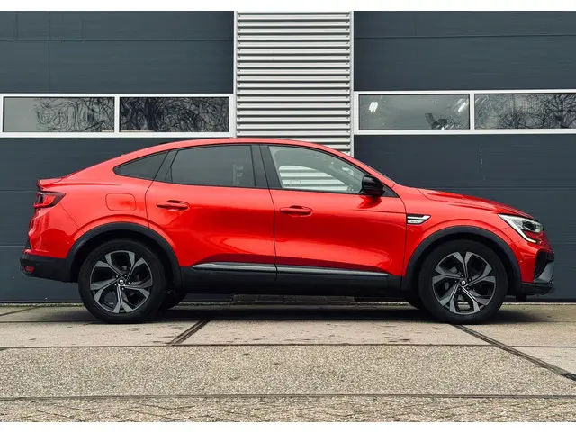 Renault Arkana 1.3 Hybrid 160 R.S. line 2023 Benzine 7