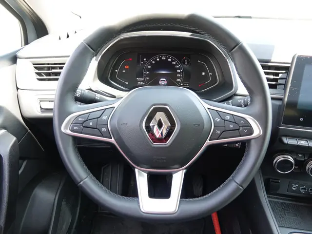 Renault Captur 1.0 TCe 90PK Intens 2022 Benzine 26
