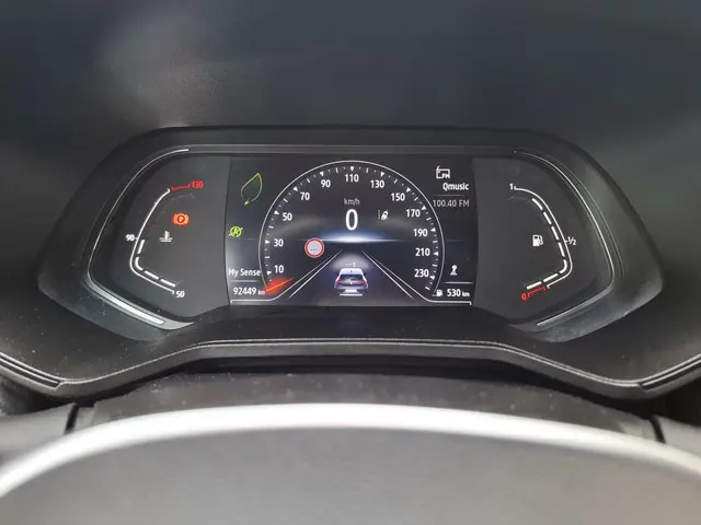 Renault Clio 1.0 TCe R.S. Line 2022 Benzine 16