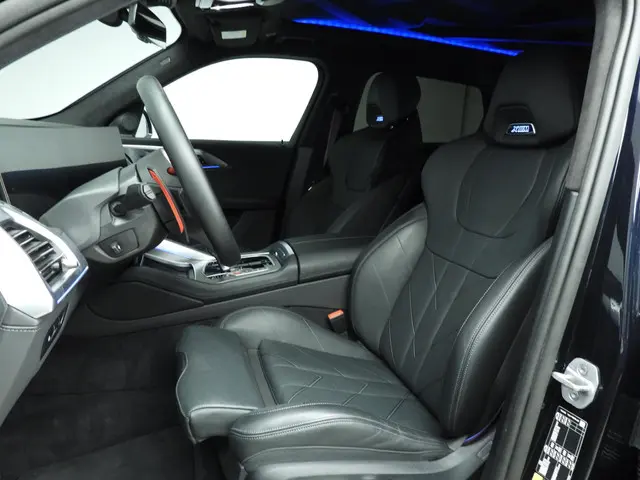 BMW XM 50e 2024 Hybride Benzine 5