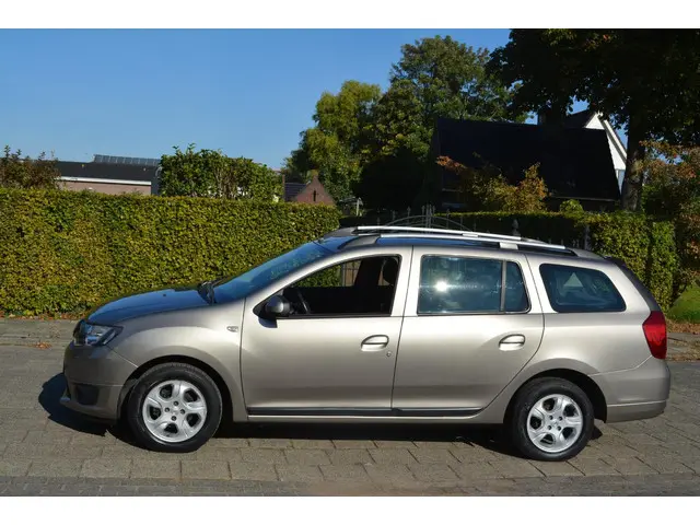 Dacia Logan MCV 0.9 TCe Prestige 2015 Benzine 2