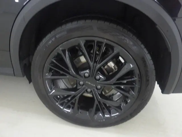 Lynk & Co 01 1.5 More 2025 Hybride Benzine 13