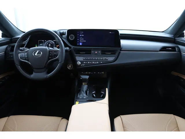 Lexus ES 300h Luxury Line 2025 Hybride Benzine 4