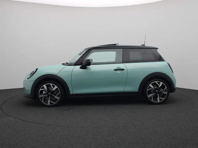 MINI 3-Deurs Cooper C 2024 Benzine 4