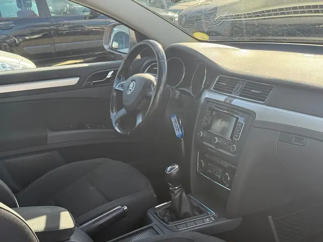 Škoda Superb Combi 1.6 TDI Ambition Business 2014 Diesel 8