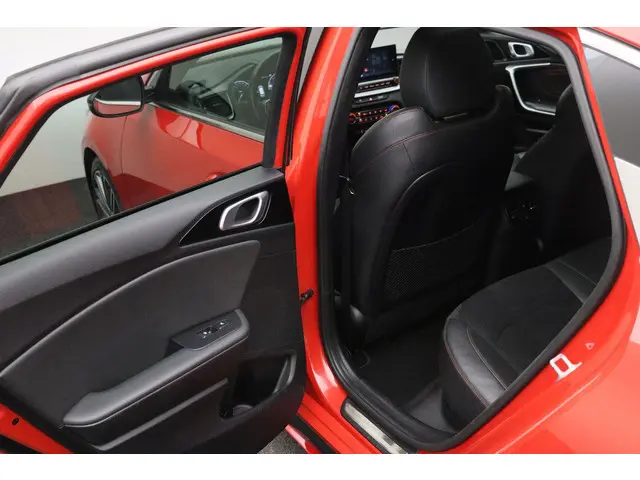 Kia ProCeed 1.6 T-GDI GT 2020 Benzine 18