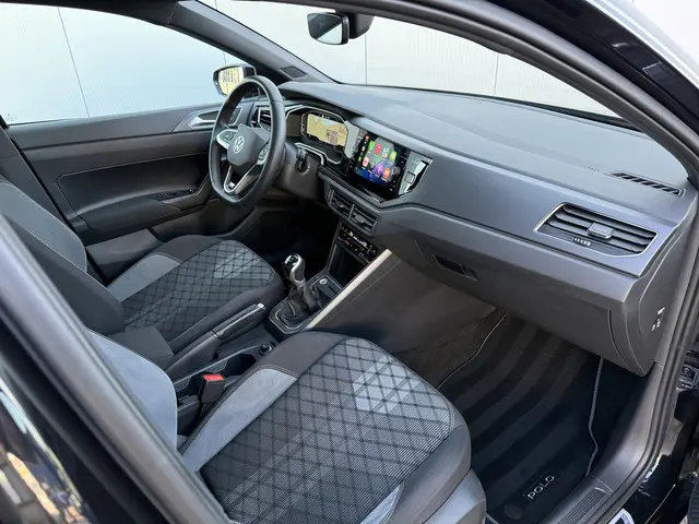 Volkswagen Polo 1.0 TSI R-Line Business 2023 Benzine 22