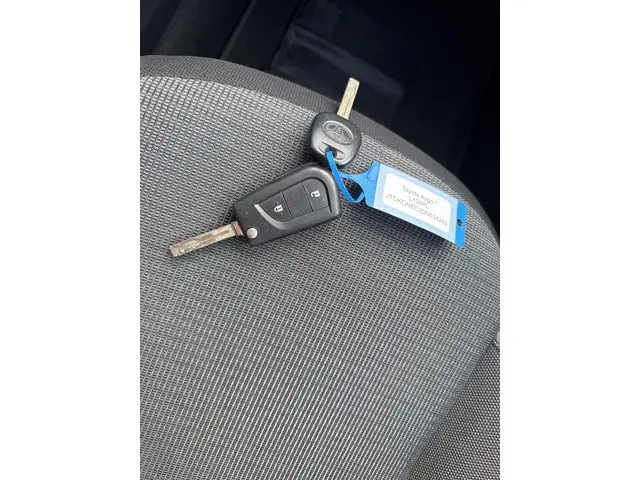 Toyota Aygo 1.0 VVT-i x-play 2021 Benzine 23