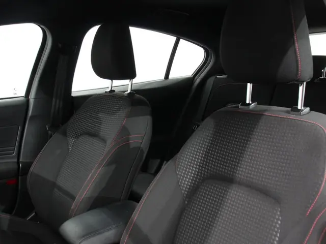 Ford Focus 1.0 EcoBoost Hybrid ST Line 2023 Benzine 13