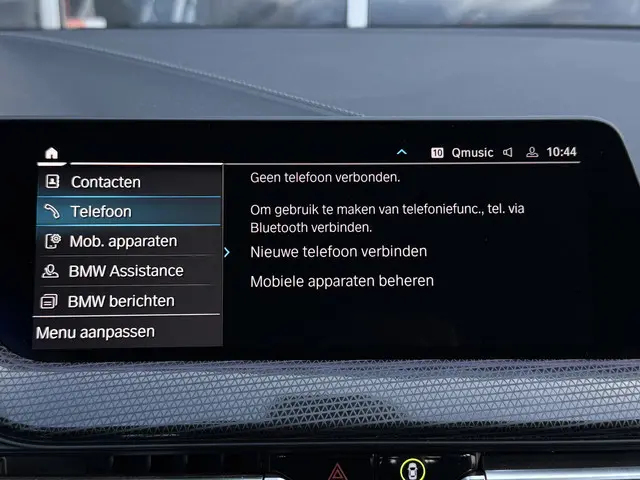 BMW 1 Serie 118i Executive Edition 2019 Benzine 16