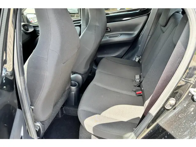 Toyota Aygo X 1.0 VVT-i MT Play 2024 Benzine 31