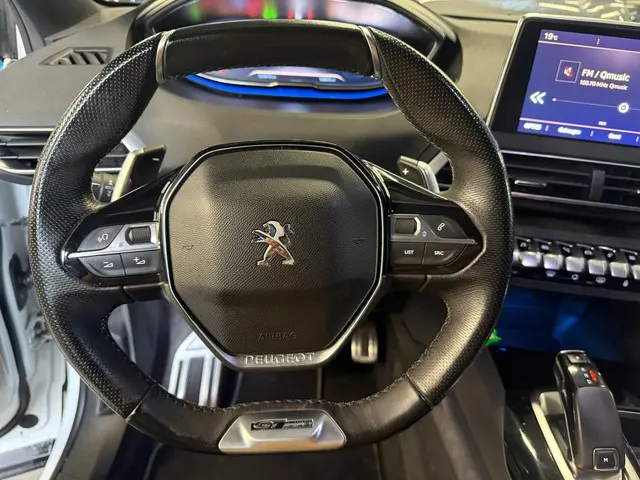 Peugeot 5008 1.6 e-THP GT-Line - 7 personen 2018 Benzine 51