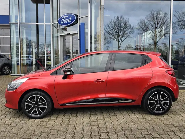 Renault Clio 0.9 TCe Dynamique 2015 Benzine 2