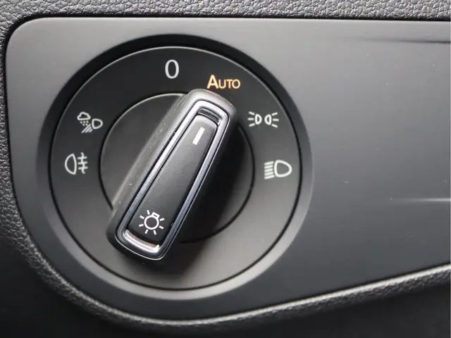Volkswagen Tiguan Hybrid R-Line 2023 Hybride Benzine 36