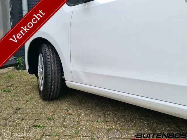Volkswagen up! 1.0 BMT up! beats 2016 Benzine 37