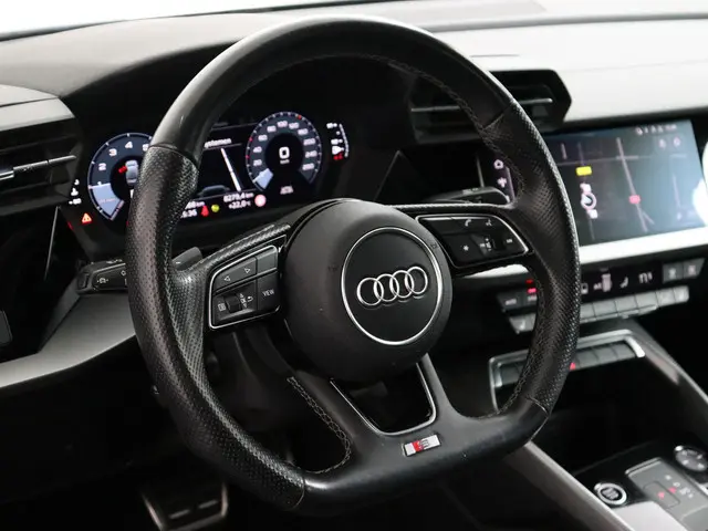 Audi A3 Limousine 35 TFSI S edition 2021 Benzine 13
