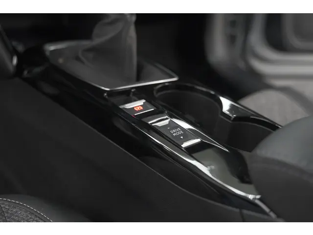 Peugeot 208 PureTech 100 Allure 2024 Benzine 43