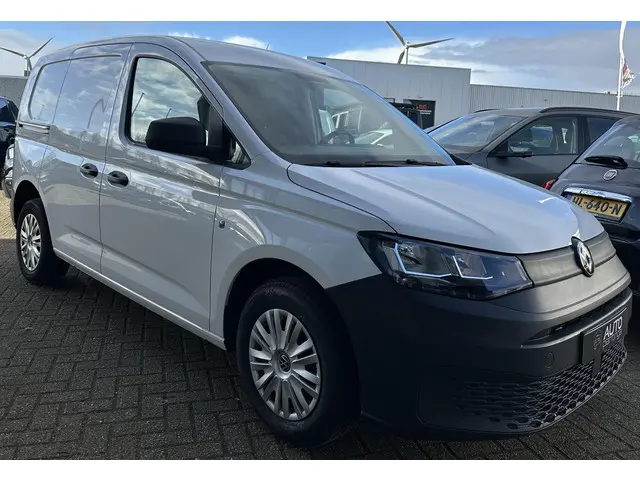 Volkswagen Caddy Cargo 2.0 TDI Comfort 2023 Diesel 2