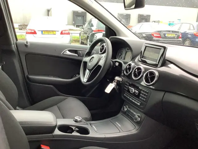 Mercedes-Benz B-Klasse 180 Ambition 2014 Benzine 6