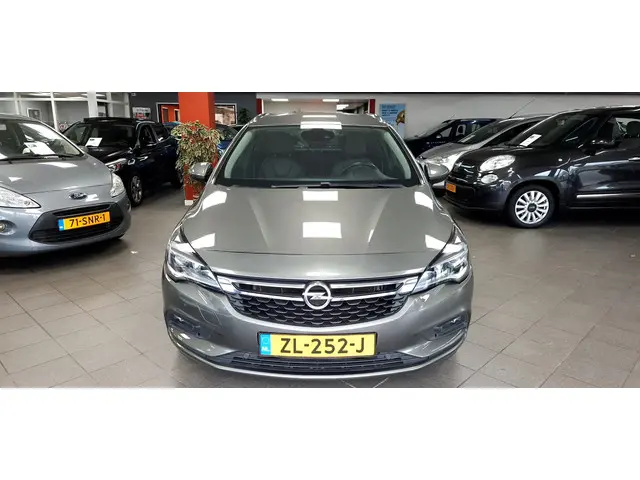 Opel Astra Sports Tourer 1.4 Innovation 2018 Benzine 2