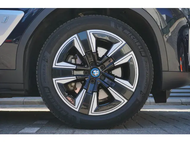 BMW iX3 High Executive 2021 Elektrisch 6