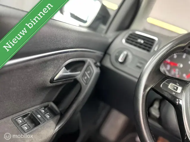 Volkswagen Polo 1.4 TDI Business Edition 2015 Diesel 23
