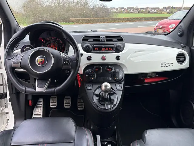 Fiat 500 1.4-16V Abarth 2013 Benzine 3