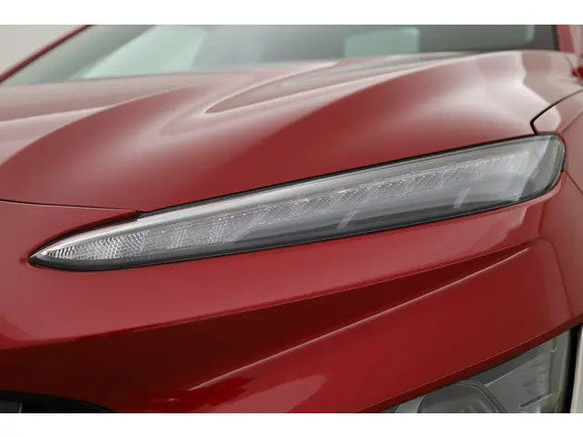 Hyundai Kona 1.6 GDI HEV Fashion 2022 Hybride Benzine 32