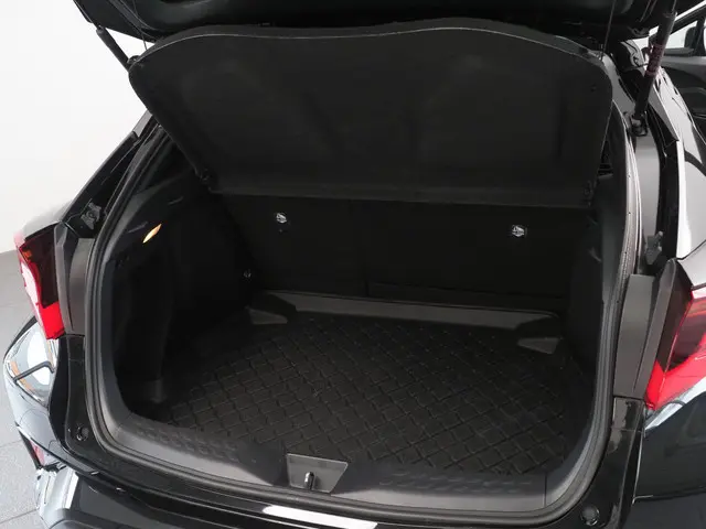 Toyota C-HR 1.8 Hybrid GR-Sport 2023 Hybride Benzine 7