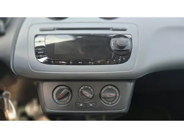 SEAT Ibiza ST 1.2 Club 2014 Benzine 14