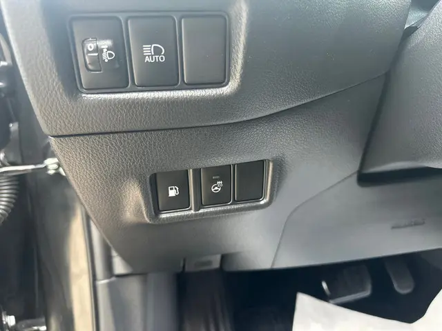 Toyota C-HR 1.8 Hybrid Executive 2022 Hybride Benzine 10