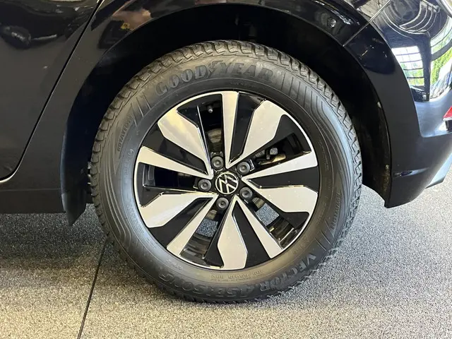 Volkswagen Polo 1.0 TSI AUT 85KW Goal 2024 Benzine 34