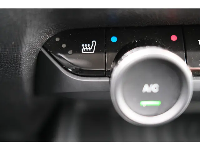 Citroën C4 PT 130 Shine 2021 Benzine 37
