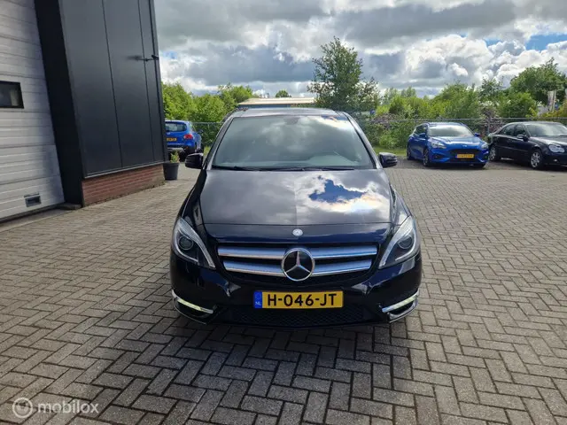 Mercedes-Benz B-Klasse 180 2012 Benzine 8