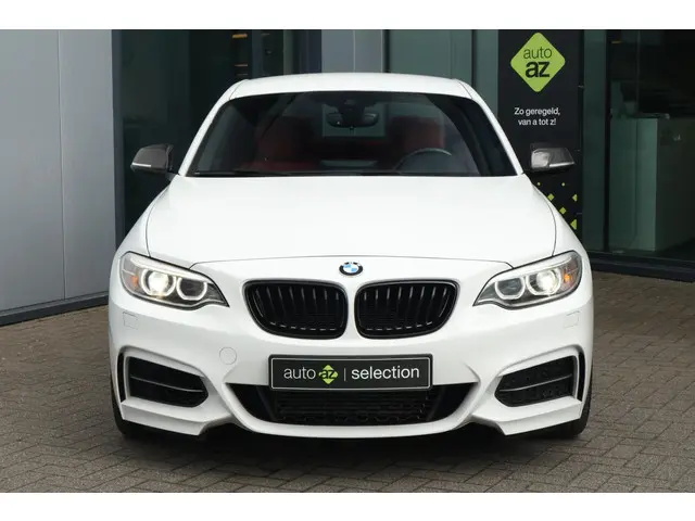 BMW 2 Serie Coupé M235i High Executive 2014 Benzine 8