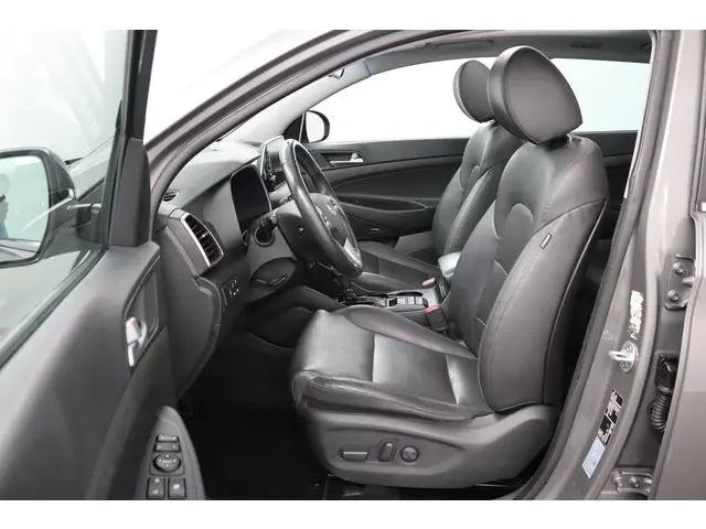 Hyundai Tucson 1.6 T-GDI Premium Sky 2019 Benzine 2