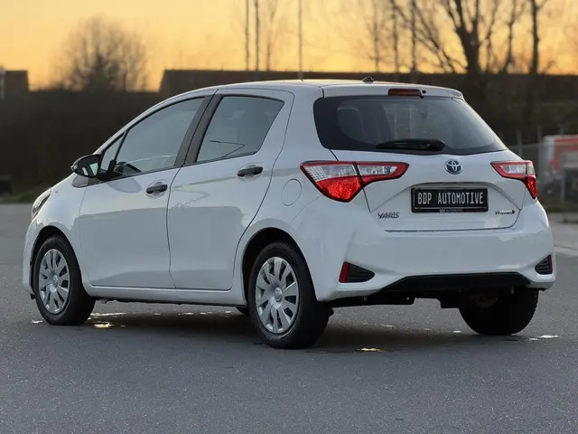 Toyota Yaris 1.5 Hybrid Active 2019 Hybride Benzine 5