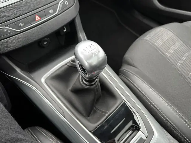 Peugeot 308 SW 1.2 PureTech Allure 2019 Benzine 13