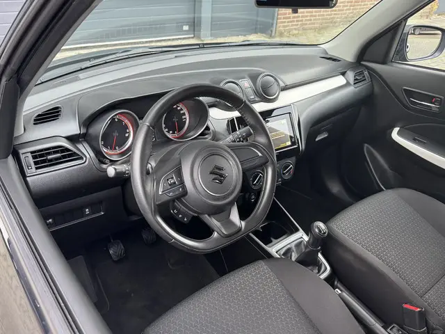 Suzuki Swift 1.2 SELECT 2019 Benzine 4