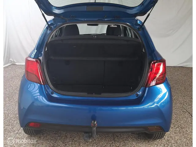 Toyota Yaris 1.3 VVT-i Aspiration 2014 Benzine 6