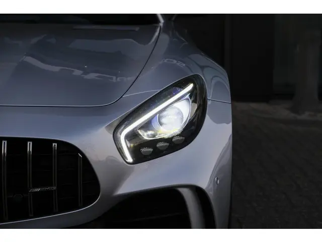 Mercedes-Benz AMG GT R 4.0 V8 585pk GTR 2018 Benzine 33