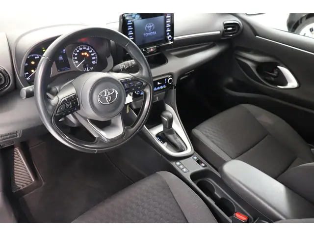 Toyota Yaris 1.5 Hybrid Active 2022 Hybride Benzine 15