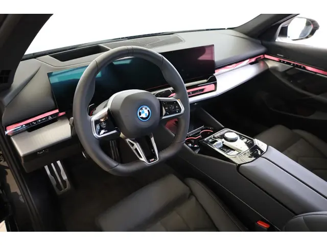 BMW i5 eDrive40 2025 Elektrisch 7