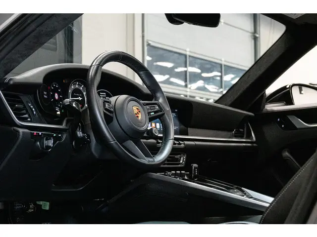 Porsche 911 3.8 Turbo S 2020 Benzine 28