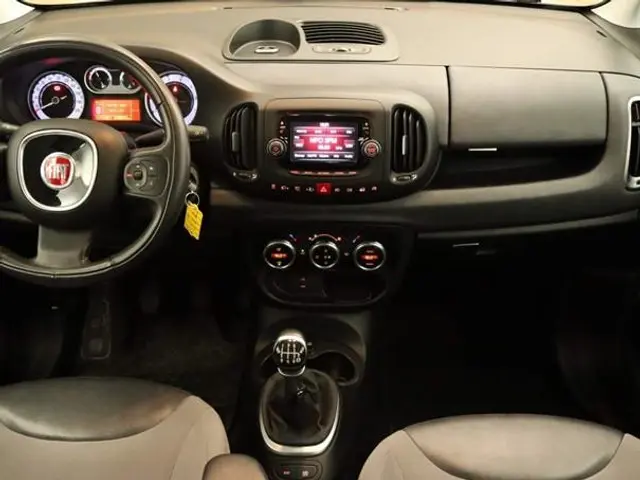 Fiat 500L Living 0.9 TwinAir Lounge 7p. 2015 Benzine 17