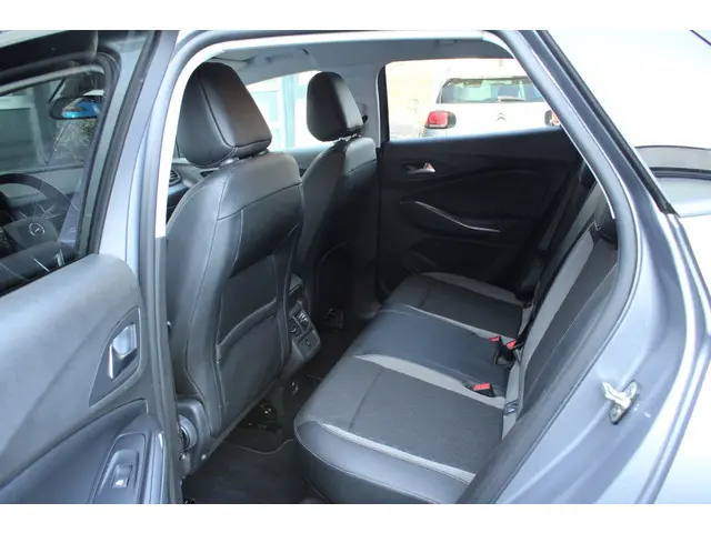 Opel Grandland X 1.2 Turbo Innovation 2020 Benzine 15
