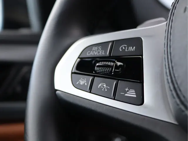 BMW X3 xDrive30e M-Sport 2021 Hybride Benzine 43