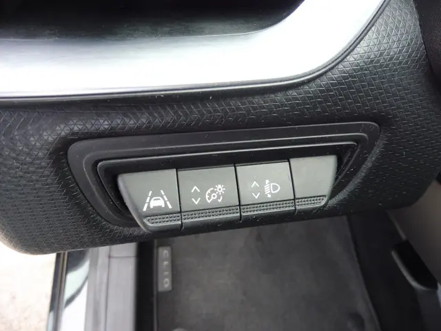 Renault Clio 1.0 TCe Zen 2022 Benzine 18