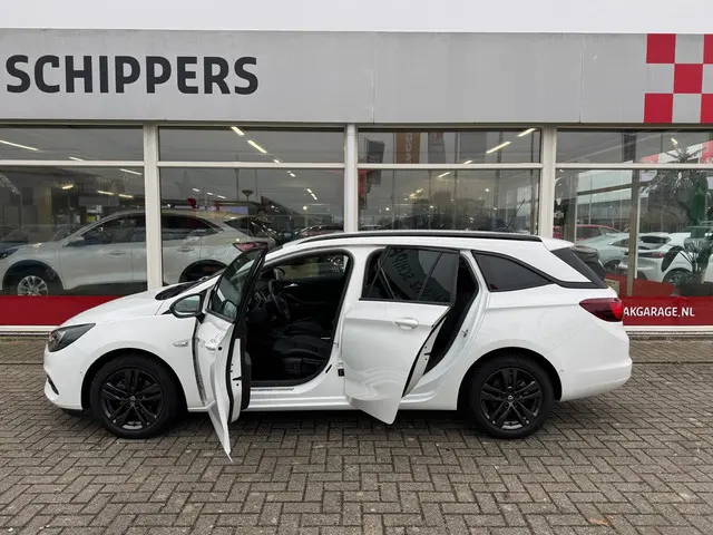 Opel Astra Sports Tourer 1.2 Design & Tech 2021 Benzine 14