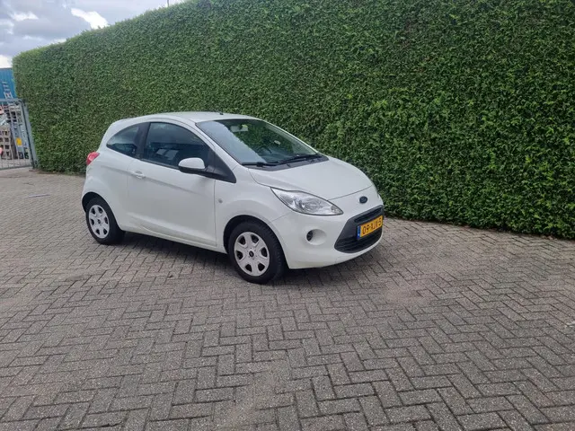 Ford Ka 1.2 Cool & Sound start/stop 2012 Benzine 4